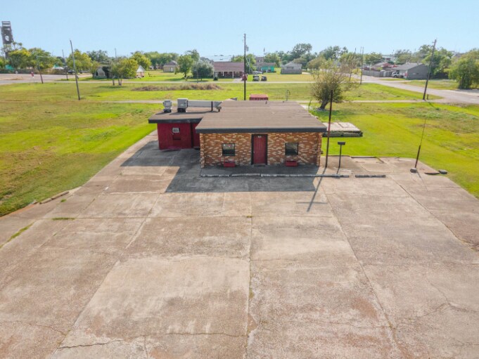 503 S Gulf Blvd, Freeport, TX à vendre - Photo de l’immeuble – Image 1 sur 13