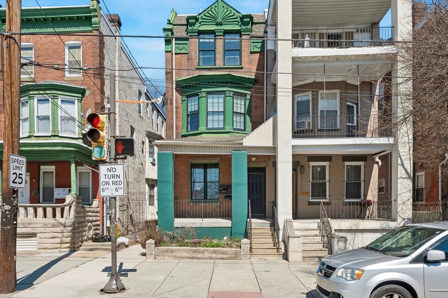 4139 W Girard Ave, Philadelphia, PA à vendre - Photo de l’immeuble – Image 1 sur 14