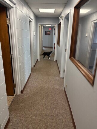 Plus de détails pour 4155 Martindale Rd NE, Canton, OH - Bureau à louer