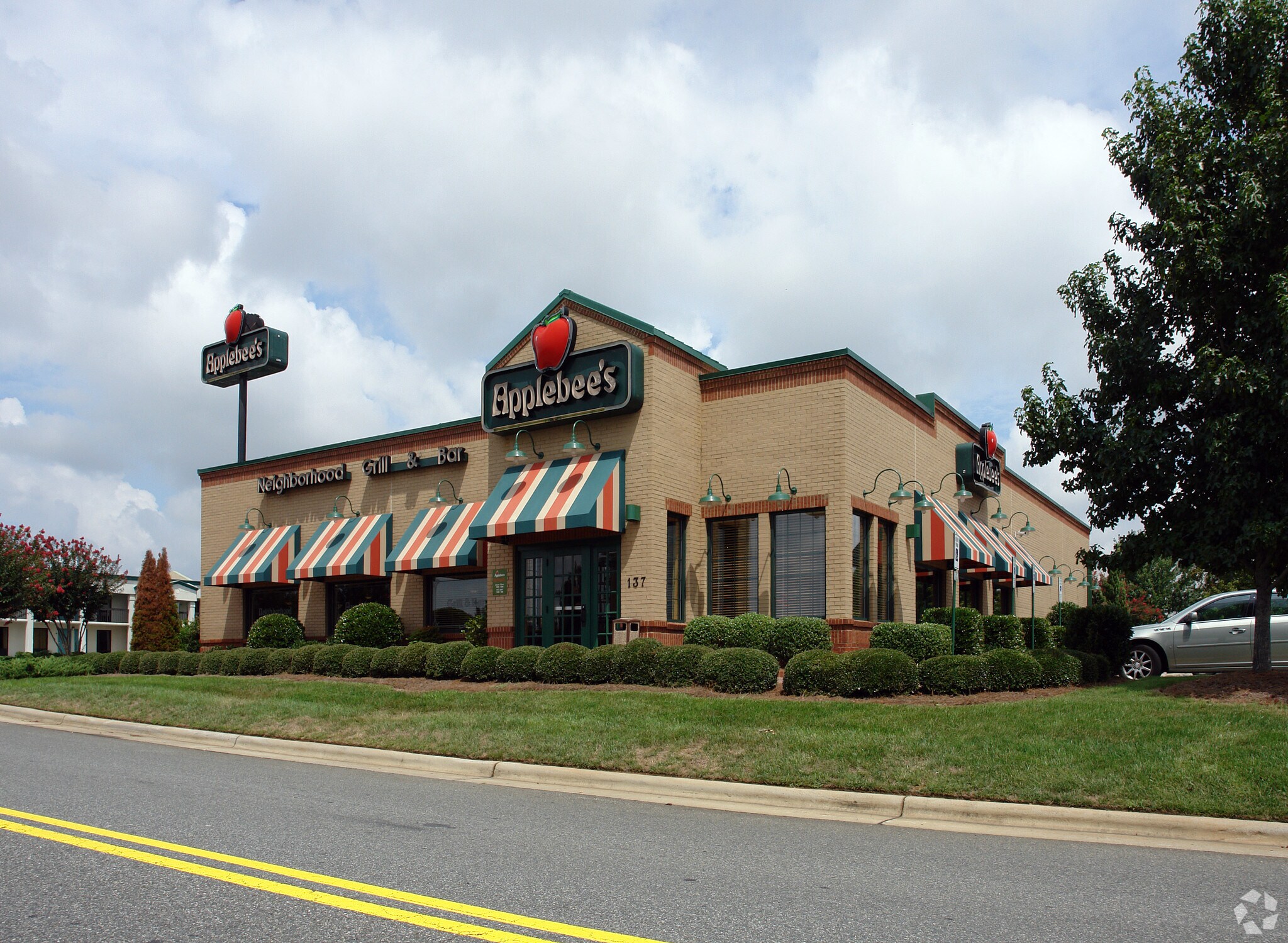 137 Norman Station Blvd, Mooresville, NC à louer Photo principale– Image 1 sur 3