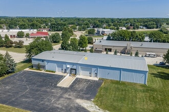 1725 Suburban Dr, De Pere, WI - Vue aérienne vue de carte
