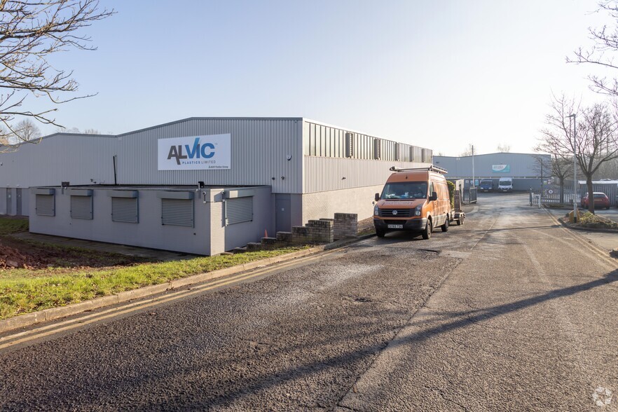 Halesfield 13, Telford à louer - Photo de l’immeuble – Image 2 sur 2