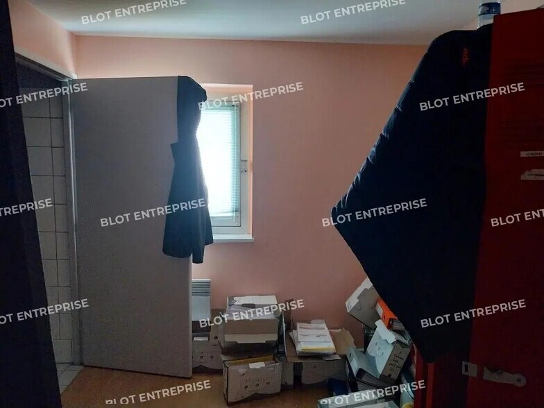 Bureau dans Ergué-Gabéric à louer - Photo de l’immeuble – Image 2 sur 15