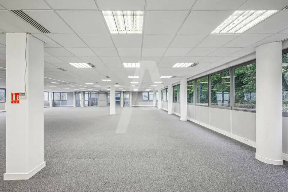 Bureau dans Orsay à louer Photo de l’immeuble– Image 1 sur 13