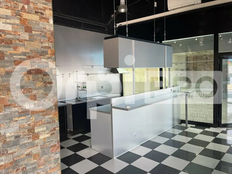 Local commercial dans Nevers à louer - Photo intérieure – Image 3 sur 6