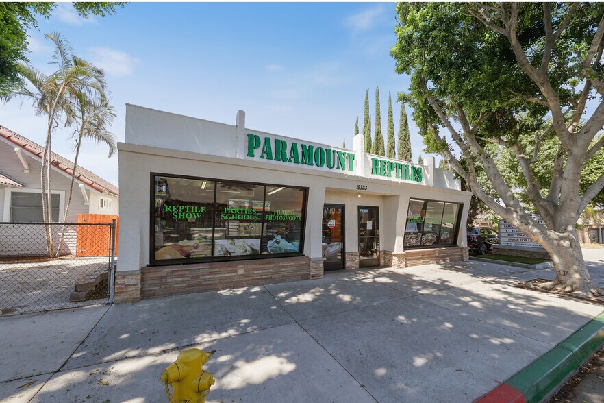 15323 Paramount Blvd, Paramount, CA à vendre - Photo de l’immeuble – Image 2 sur 75