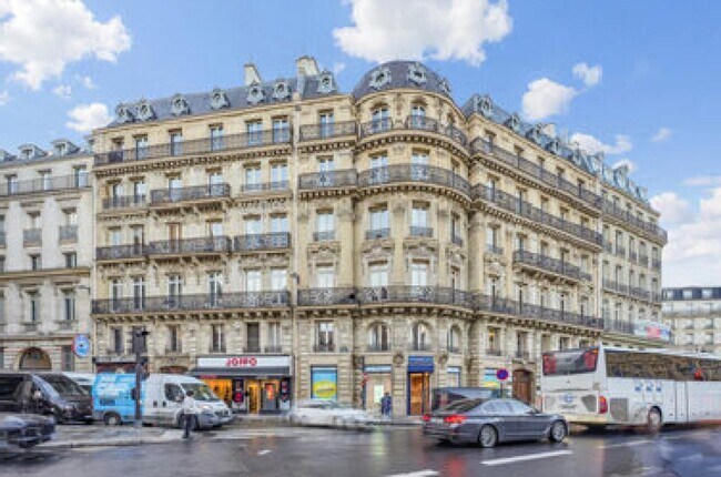 Plus de détails pour 61 Rue De L'Arcade, Paris - Bureau à louer