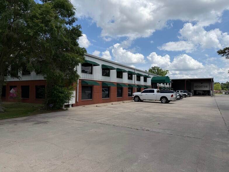 808 Russell Palmer Rd, Humble, TX à vendre - Photo de l’immeuble – Image 2 sur 8