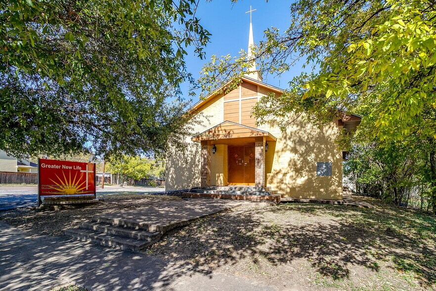 1201 Bessie St, Fort Worth, TX à vendre - Photo de l’immeuble – Image 3 sur 10