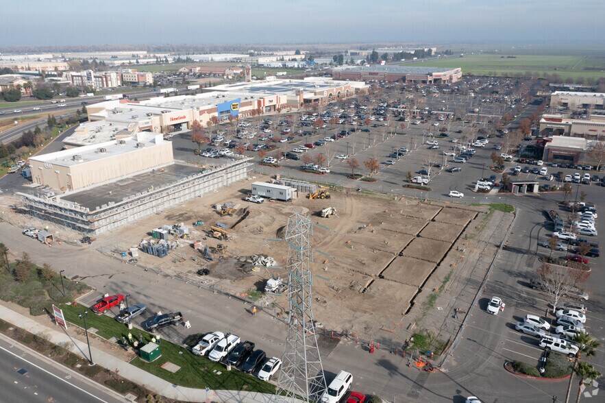 2185 Bronze Star Dr, Woodland, CA à louer - Aérien – Image 2 sur 36