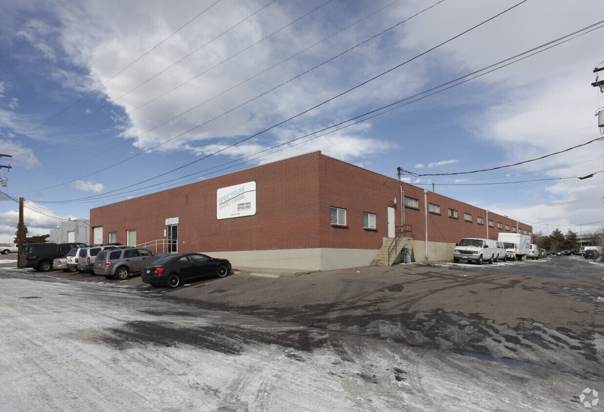 351 W 45th Ave, Denver, CO à louer Photo principale– Image 1 sur 6
