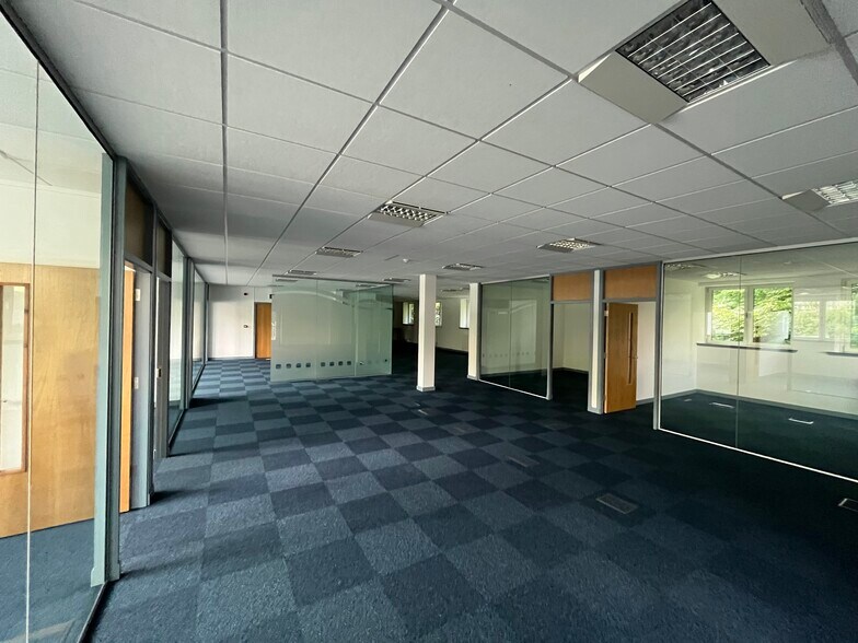 12A Queen St, Galashiels à louer - Photo de l’immeuble – Image 2 sur 4