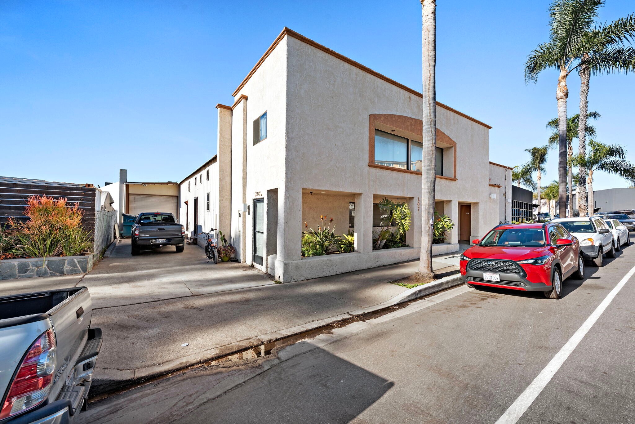 207 Calle De Los Molinos, San Clemente, CA à louer Photo de l’immeuble– Image 1 sur 8