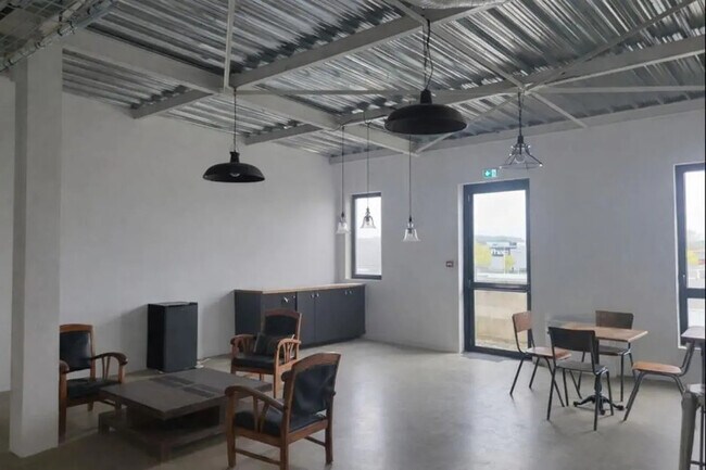 Plus de détails pour Bureau à louer