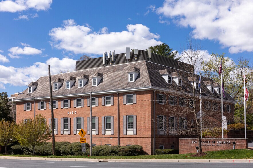 9190 Rockville Pike, Bethesda, MD à vendre - Photo de l’immeuble – Image 2 sur 4
