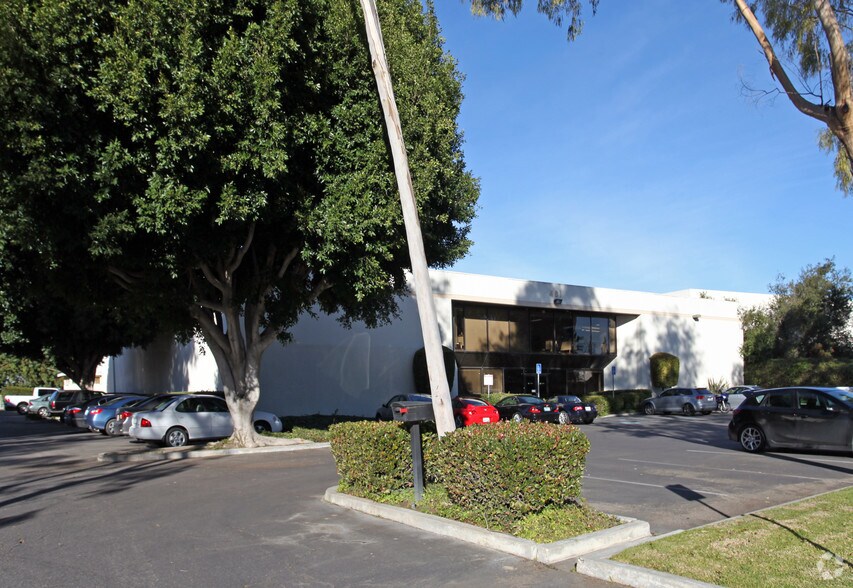 461 Calle San Pablo Rd, Camarillo, CA à louer - Photo de l’immeuble – Image 3 sur 11