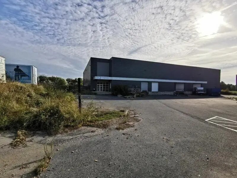 Industriel/Logistique dans Reims à vendre Photo de l’immeuble– Image 1 sur 10