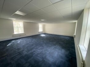 30 Churchill Sq, West Malling à louer Photo intérieure– Image 1 sur 3