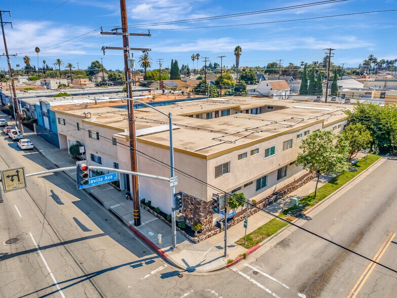 6110 Seville Ave, Huntington Park, CA à vendre - Photo de l’immeuble – Image 1 sur 20