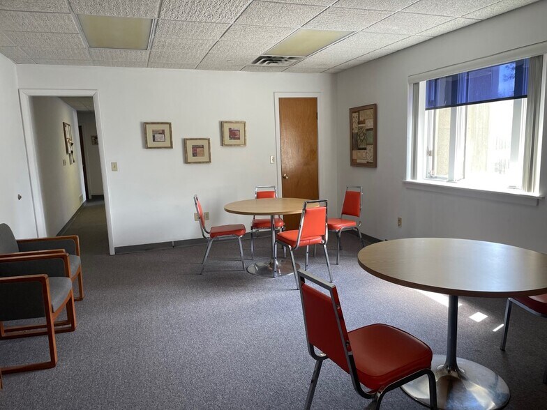 200 Corporate Cir, Toms River, NJ à louer - Photo de l’immeuble – Image 3 sur 12