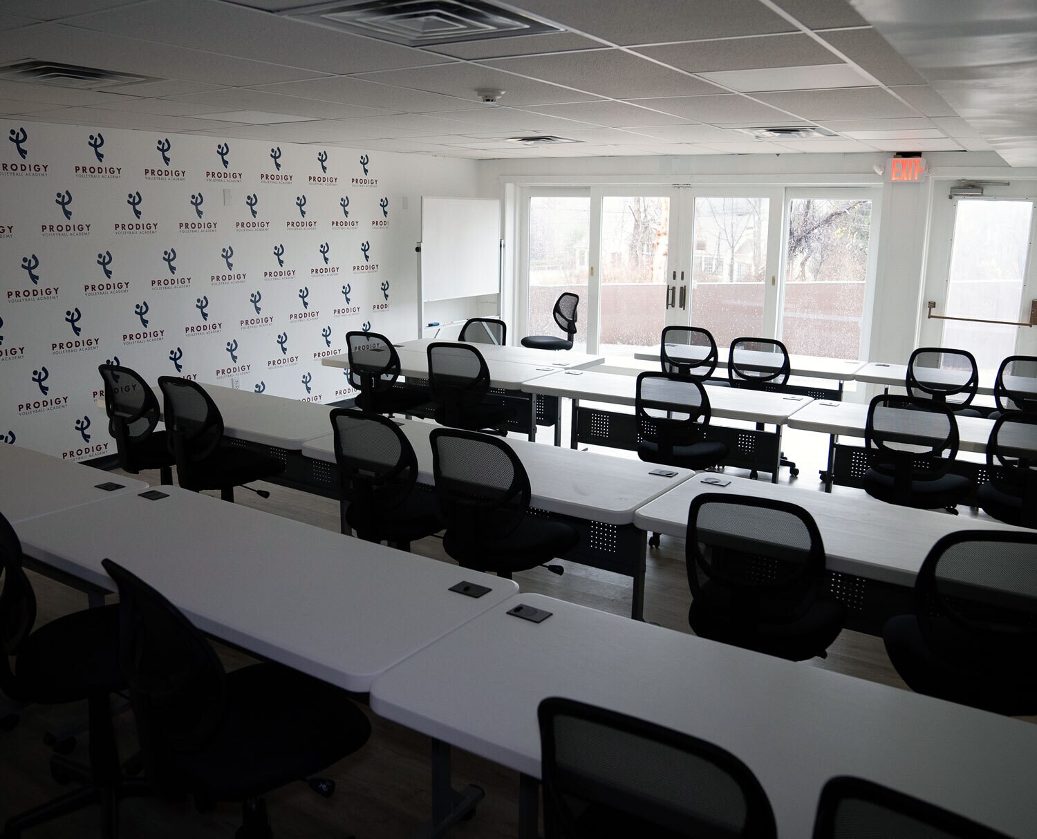 243 Route 100, Somers Township, NY à louer Photo principale– Image 1 sur 11