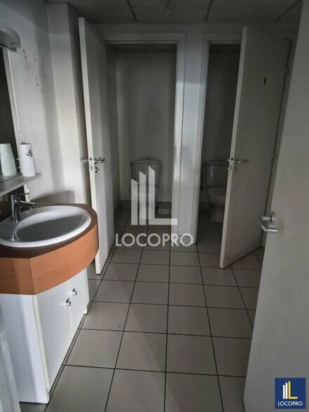 Local commercial dans Nice à louer - Photo intérieure – Image 3 sur 4