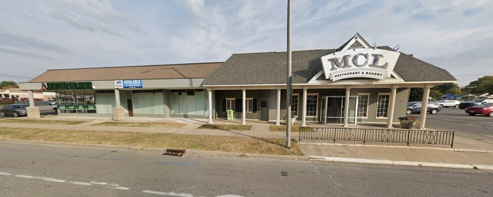 5924-5940 E 10th St, Indianapolis, IN à louer - Photo de l’immeuble – Image 3 sur 3