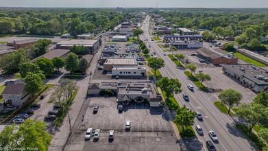 1219 Ogden Ave, Downers Grove, IL - VUE AÉRIENNE  vue de carte - Image1