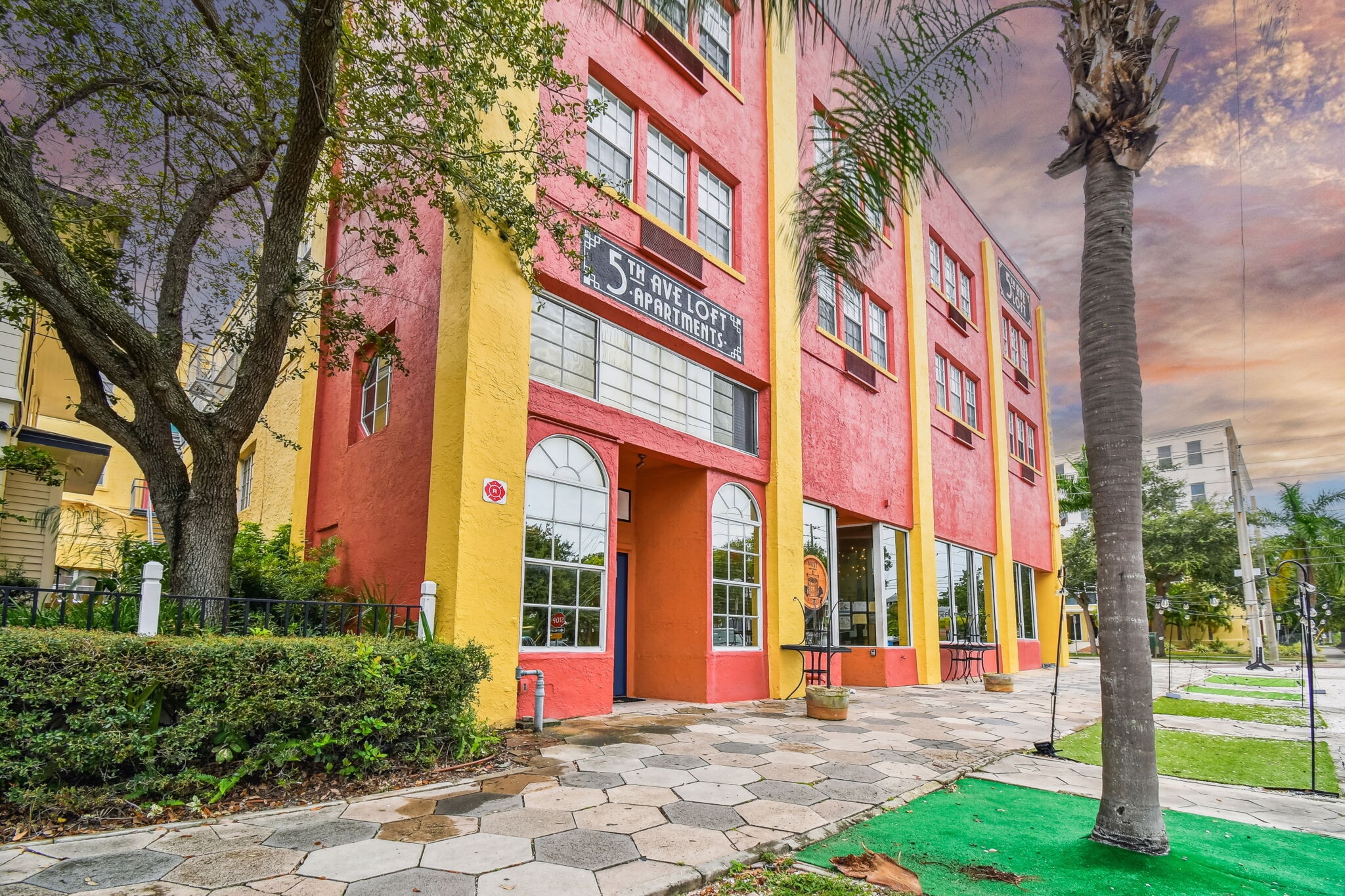 446 2nd St N, Saint Petersburg, FL à louer Photo de l’immeuble– Image 1 sur 28