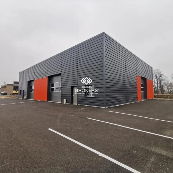 216 Route Du Lac, Orcier à louer - Photo de l’immeuble – Image 1 sur 3