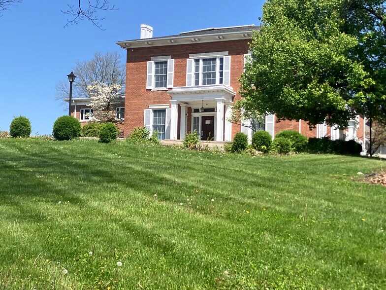 2 Ferncliff Pl, Springfield, OH à louer - Photo de l’immeuble – Image 2 sur 4