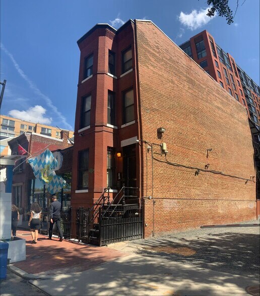 915 5th St NW, Washington, DC à louer - Photo de l’immeuble – Image 2 sur 16