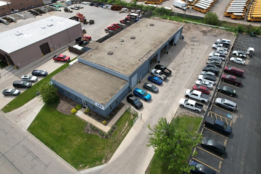 1103 Morse Ave, Schaumburg, IL à vendre - Photo de l’immeuble – Image 3 sur 19