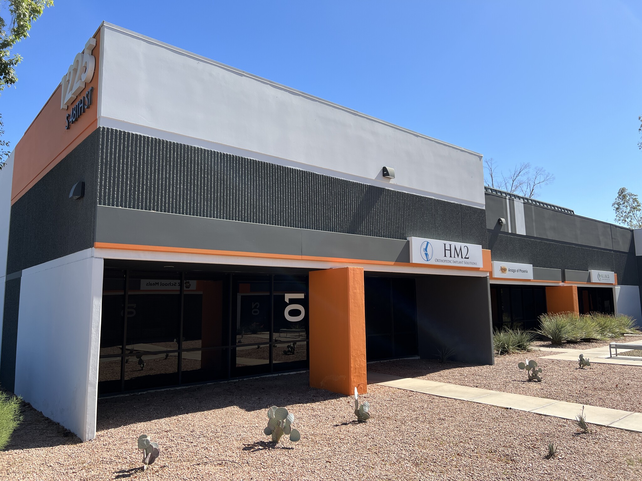 2425 W 12th St, Tempe, AZ à louer Photo de l’immeuble– Image 1 sur 11