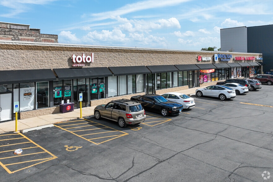 4301-4323 S Ashland Ave, Chicago, IL à louer - Photo de l’immeuble – Image 2 sur 6