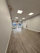 245-247 Lakeview Ave, Clifton, NJ à louer Photo intérieure– Image 2 sur 2
