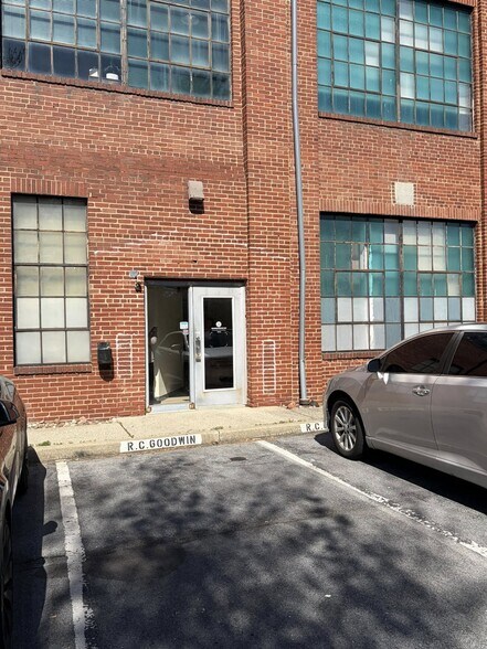 241 E 4th St, Frederick, MD à louer - Photo de l’immeuble – Image 3 sur 33