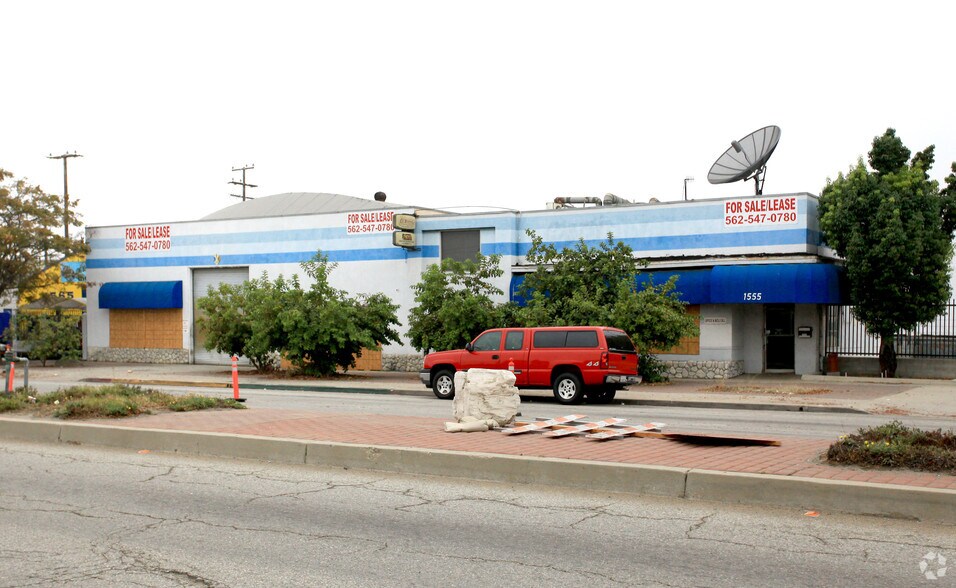 1545-1555 W Anaheim St, Long Beach, CA à vendre - Photo de l’immeuble – Image 2 sur 6