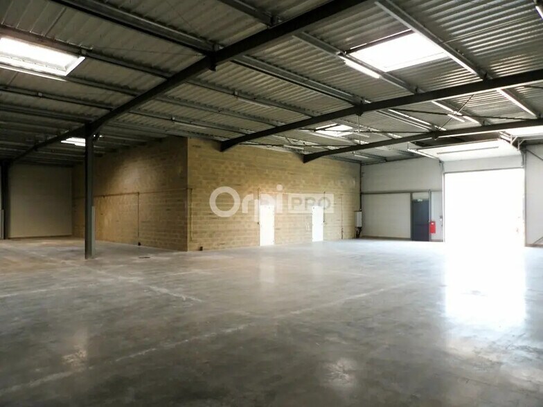 Local d'activités dans Soissons à vendre - Photo de l’immeuble – Image 1 sur 4