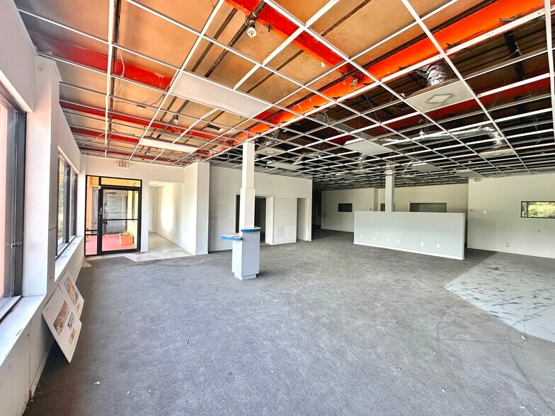 865 W New York Ave, Deland, FL à vendre - Photo intérieure – Image 3 sur 14