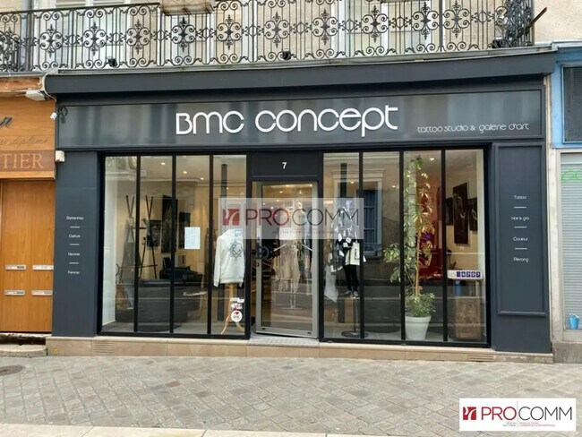 Plus de détails pour Local commercial à vendre