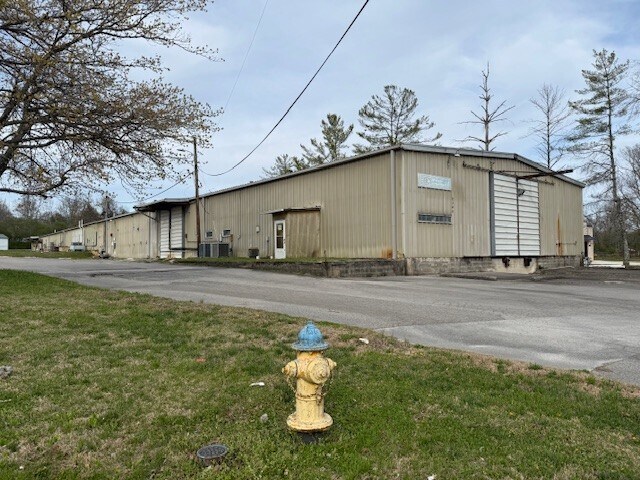 2340 N Jackson St, Normandy, TN à vendre - Photo de l’immeuble – Image 2 sur 6