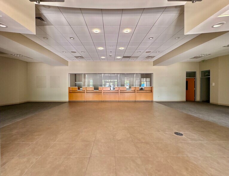 5431 Bissonnet St, Houston, TX à louer - Photo de l’immeuble – Image 2 sur 5