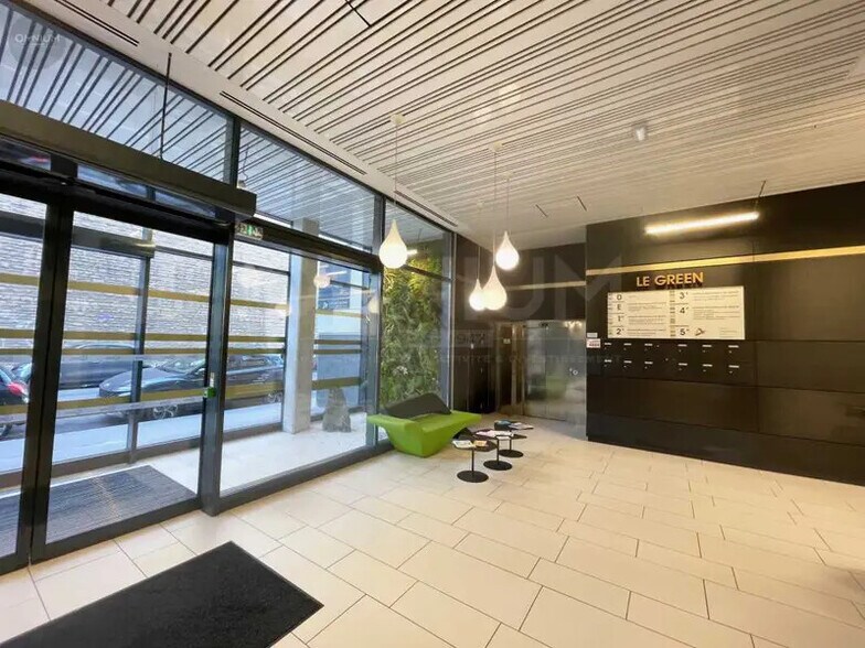 Bureau dans Lyon à louer - Photo de l’immeuble – Image 2 sur 7
