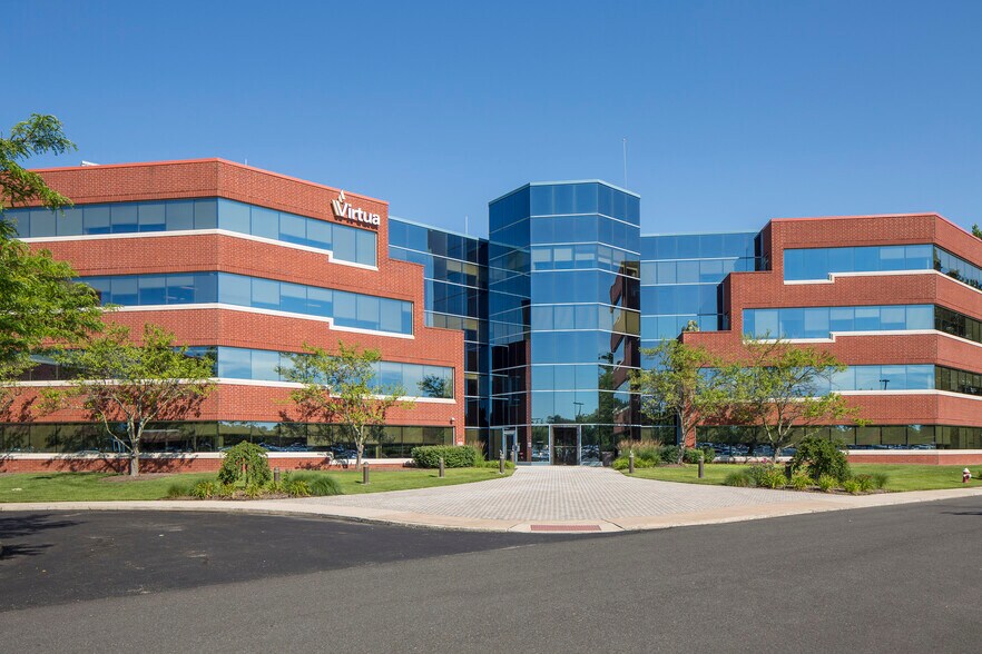 301 Lippincott Dr, Marlton, NJ à louer - Photo de l’immeuble – Image 2 sur 15