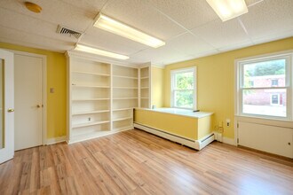 89 N Main St, Andover, MA à louer Photo intérieure– Image 2 sur 9