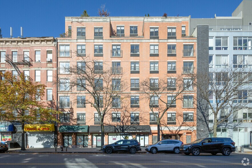 2597-2603 Frederick Douglass Blvd, New York, NY à louer - Photo de l’immeuble – Image 3 sur 5