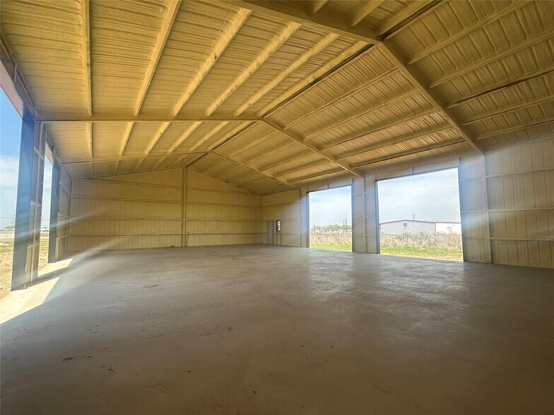 200 Land of Goshen dr, Springtown, TX à louer - Photo de l’immeuble – Image 2 sur 4