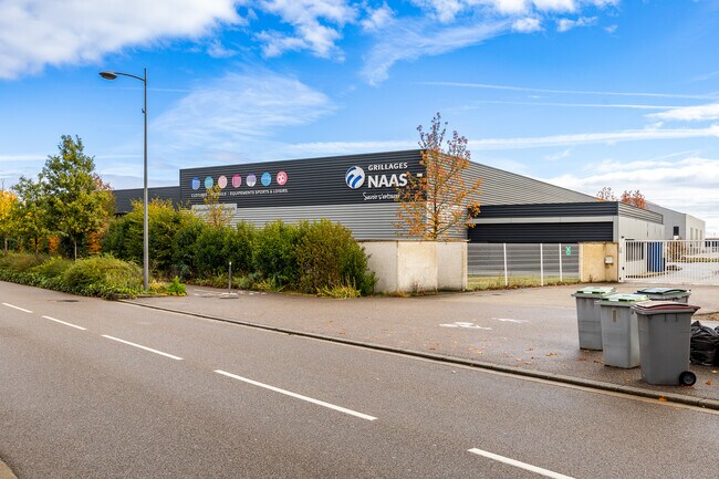 Plus de détails pour 8 Bis Avenue Docteur Schweitzer, Meyzieu - Industriel/Logistique à louer