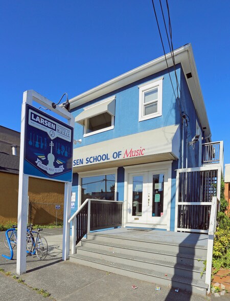 1808 Cook St, Victoria, BC à vendre - Photo de l’immeuble – Image 3 sur 4